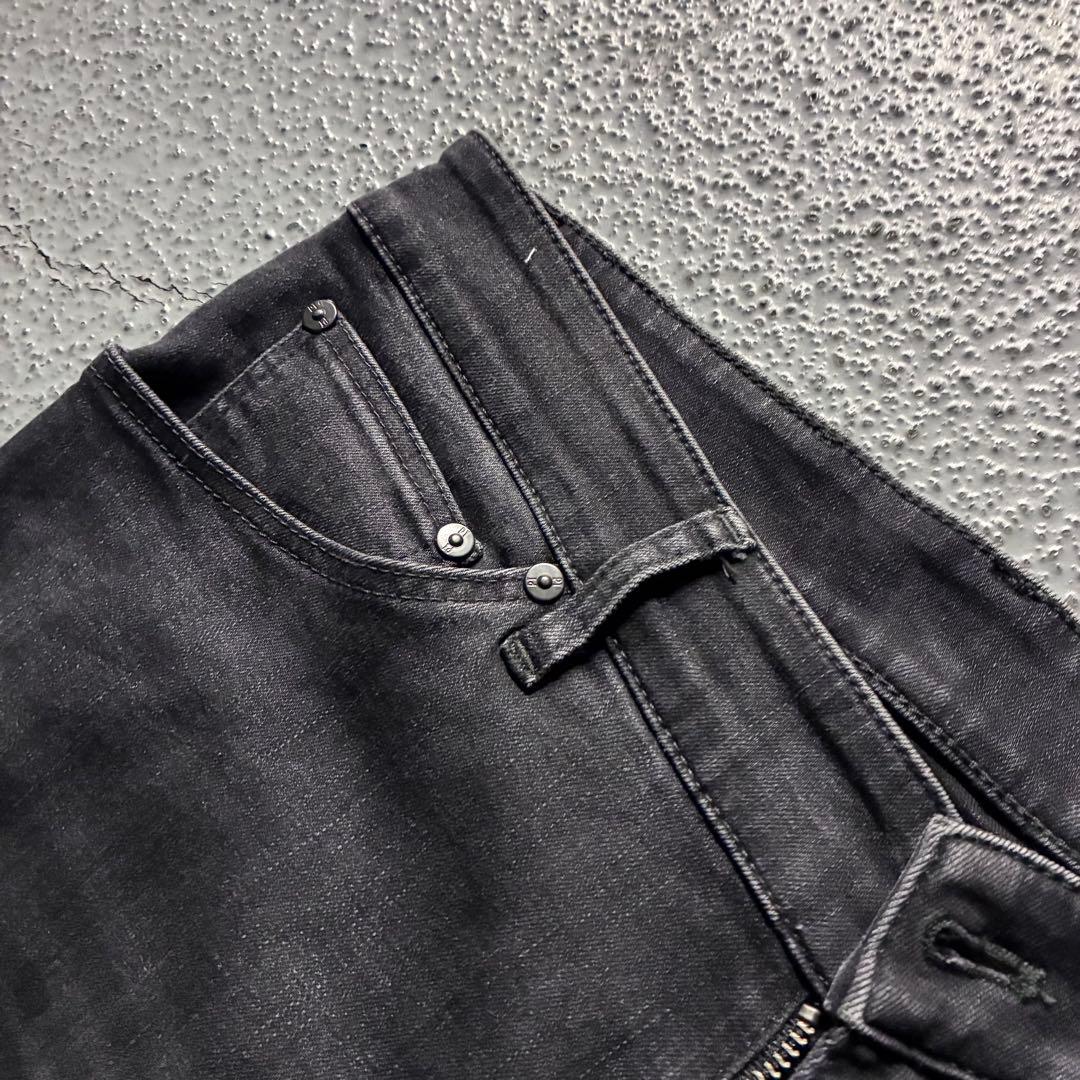 パンツ PT TORINO Dark Slim Indigo Swing Denim