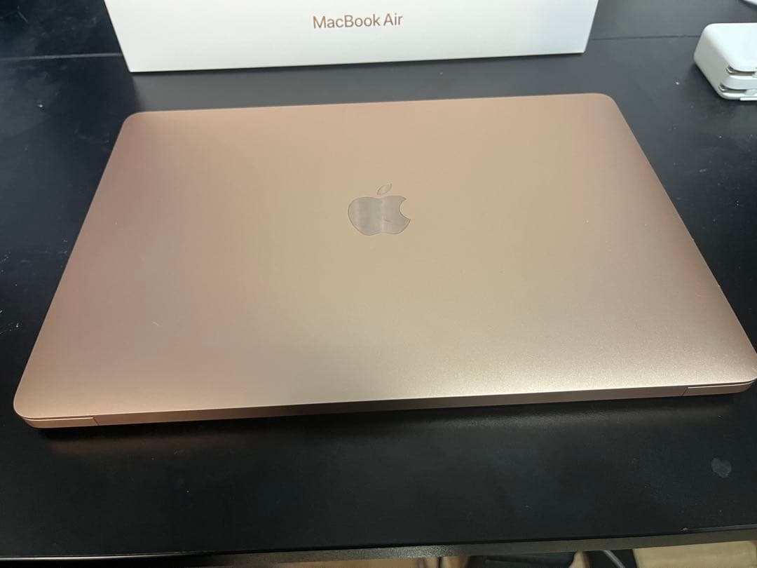 MacBook Air M1 (2020) 256GB メモリ8GB