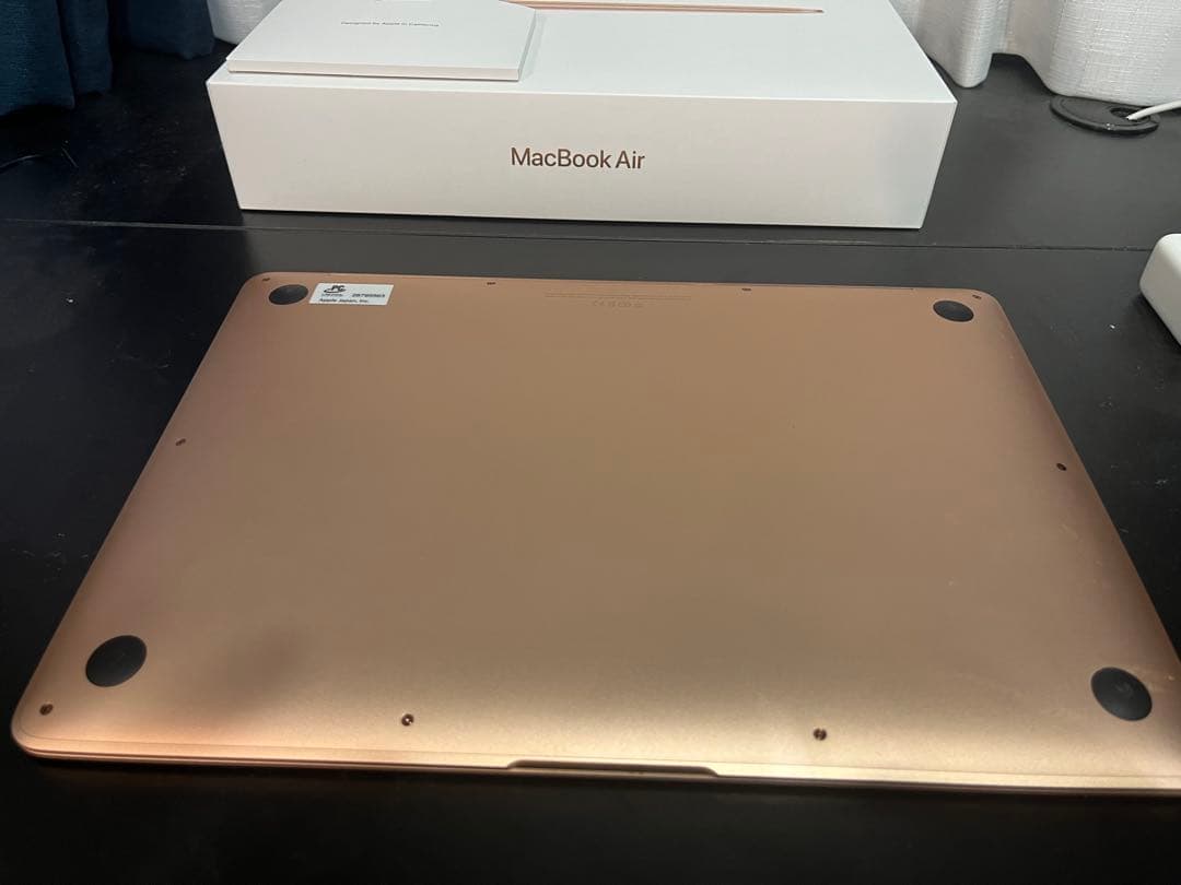 MacBook Air M1 (2020) 256GB メモリ8GB