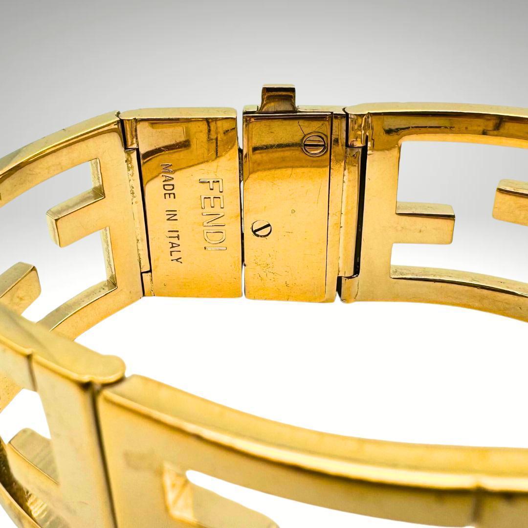 FENDI フェンディ　ズッカ柄　ゴールドバングル ブレスレット