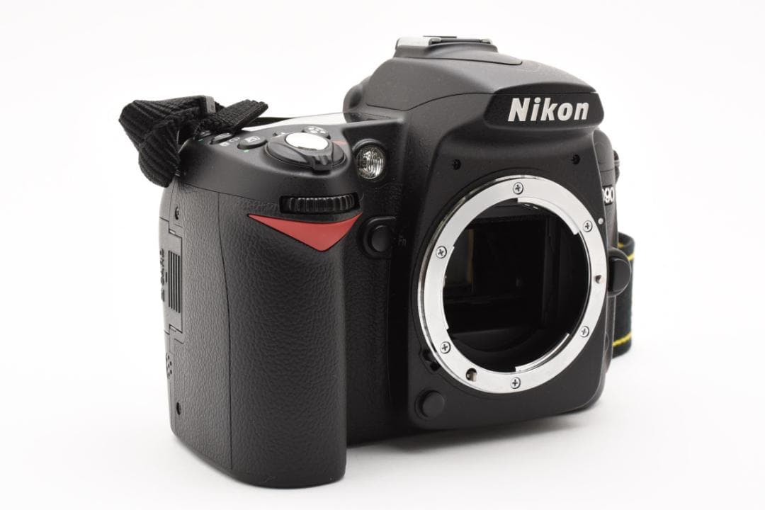 超美品 NIKON D90 ショット数 4179枚 デジタル ボディ M329
