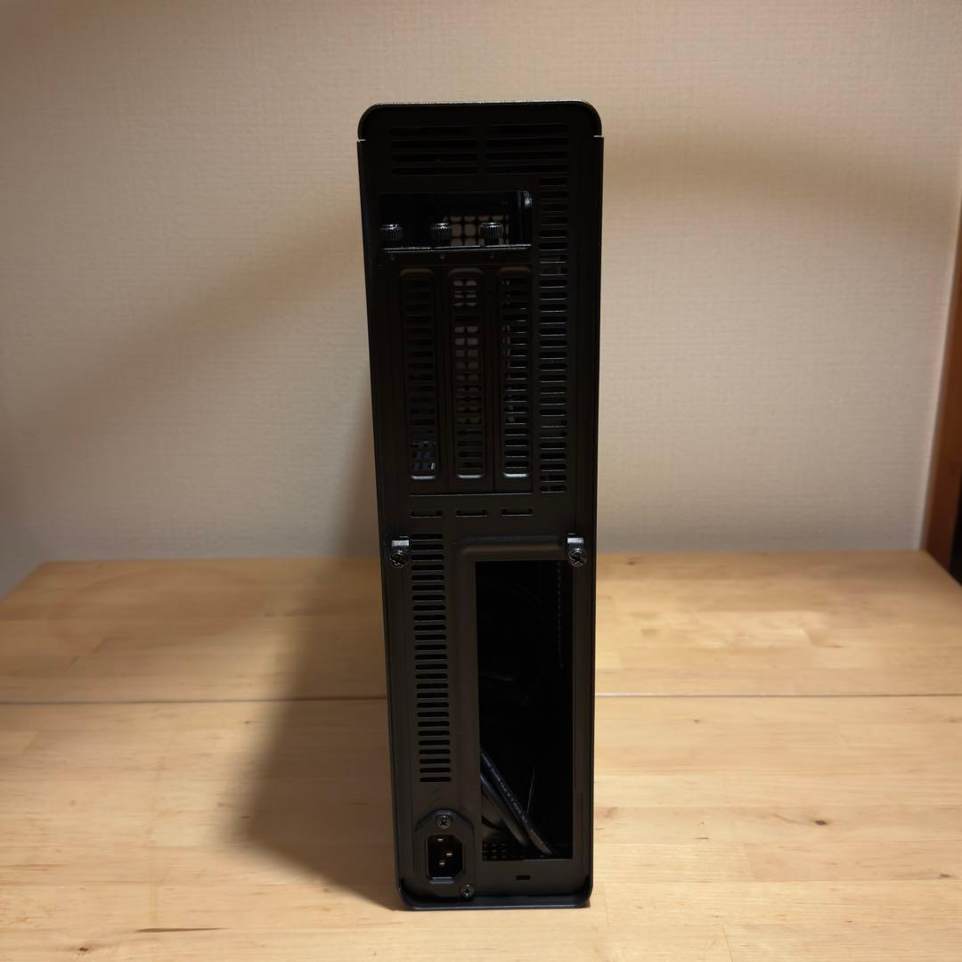 Fractal Design Ridge mini-ITX用PCケース ブラック