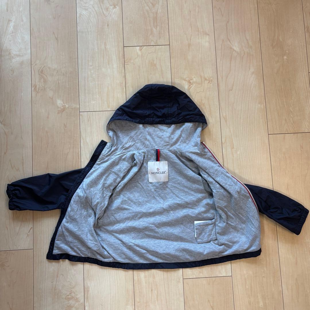 キッズ用 MONCLER アウター　4T ネイビー