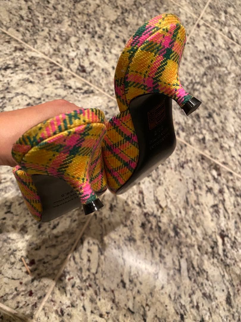 バレンシアガ　チェック柄 ミュール