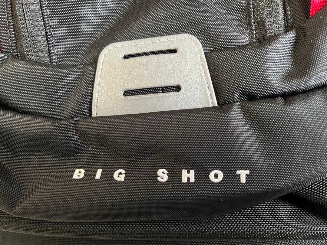 新品　ノースフェイスリュック　ビッグショット33 L NM72301KR