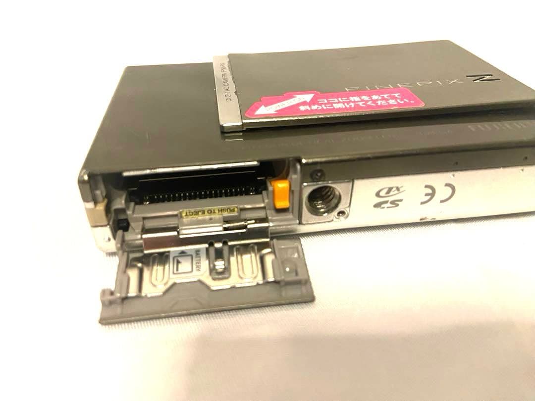 FUJIFILM FINEPIX Z100fd コンパクトデジタルカメラ