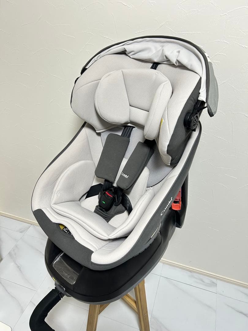 美品❗️コンビ クルムーヴスマート エッグショック simplight