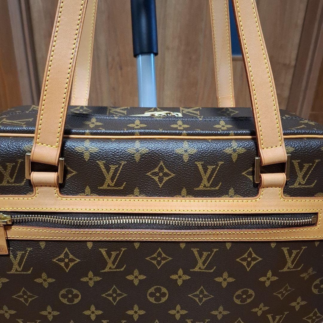 Louis Vuitton モノグラム ハンドバッグ シテGM 美品