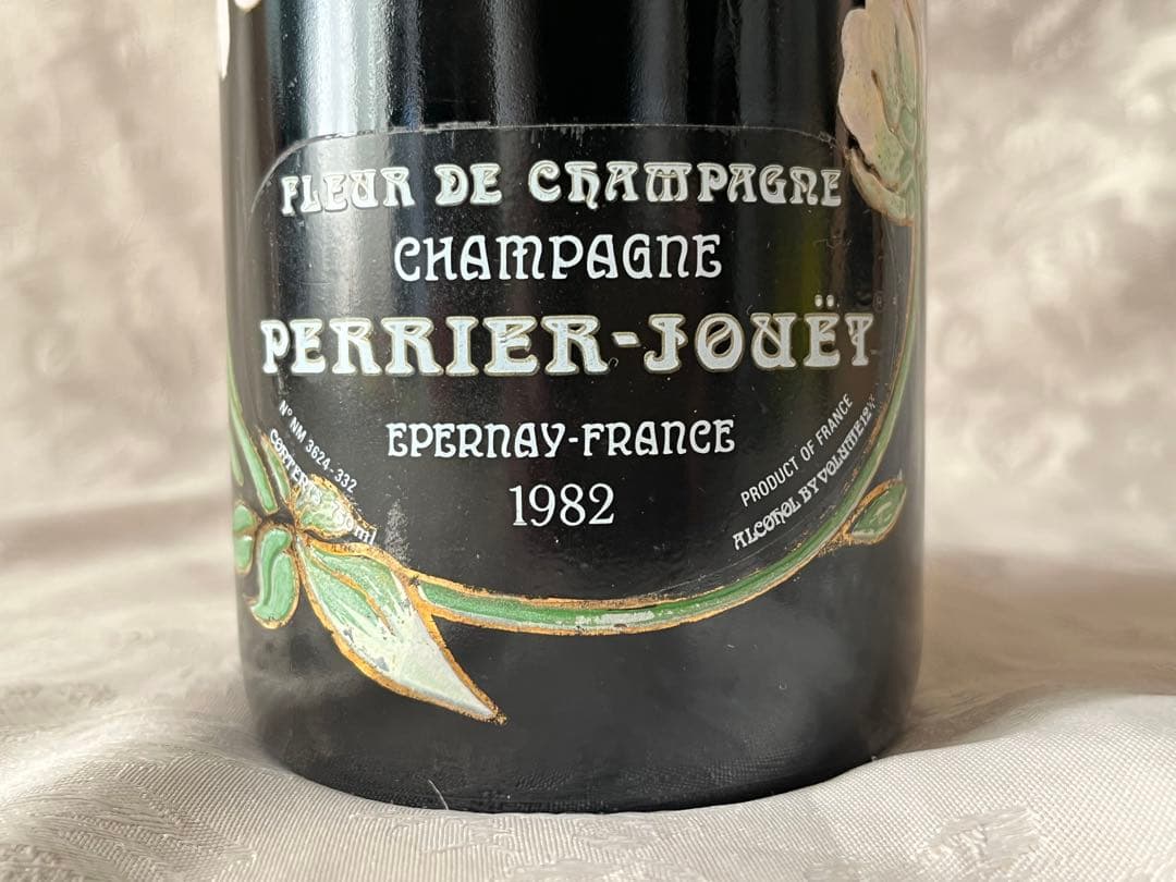 古酒　希少　1982年　ヴィンテージ ペリエジュエ　ベルエポック　750ml