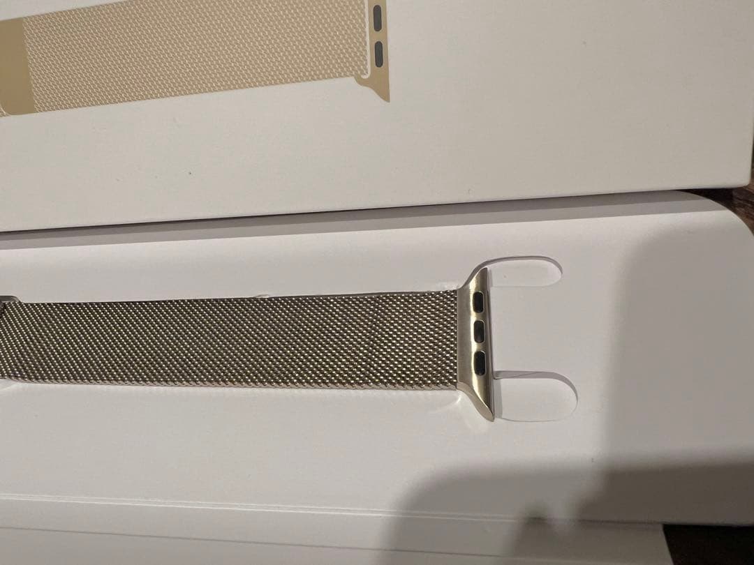 Apple Watch 純正ゴールドミラネーゼループ