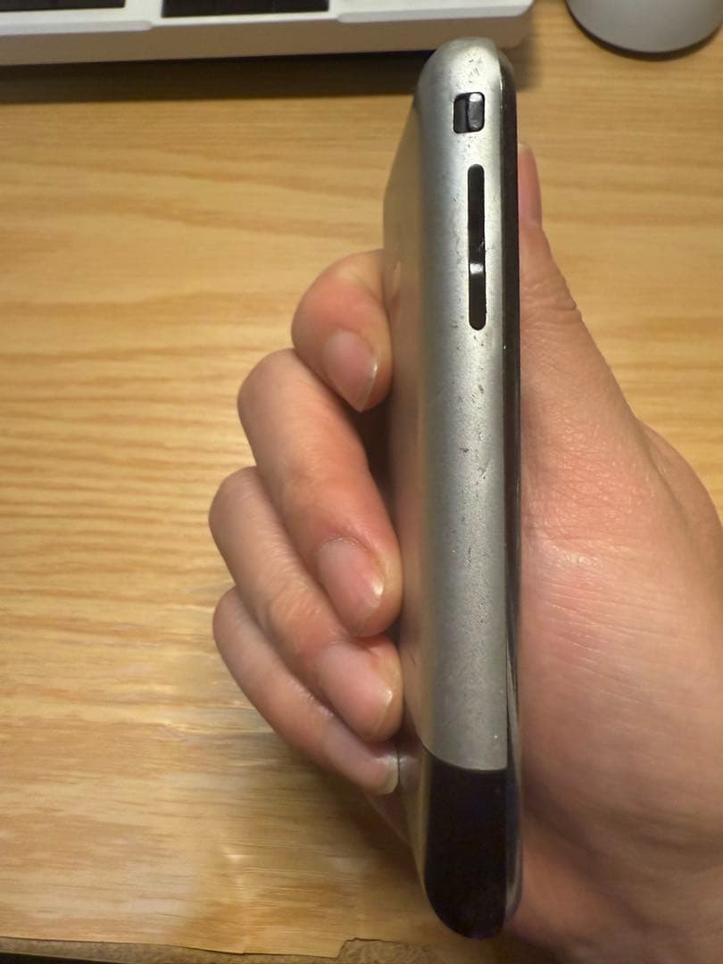 iPhone 2G 日本未発売　8GB 初代iPhone　第1世代 A1203