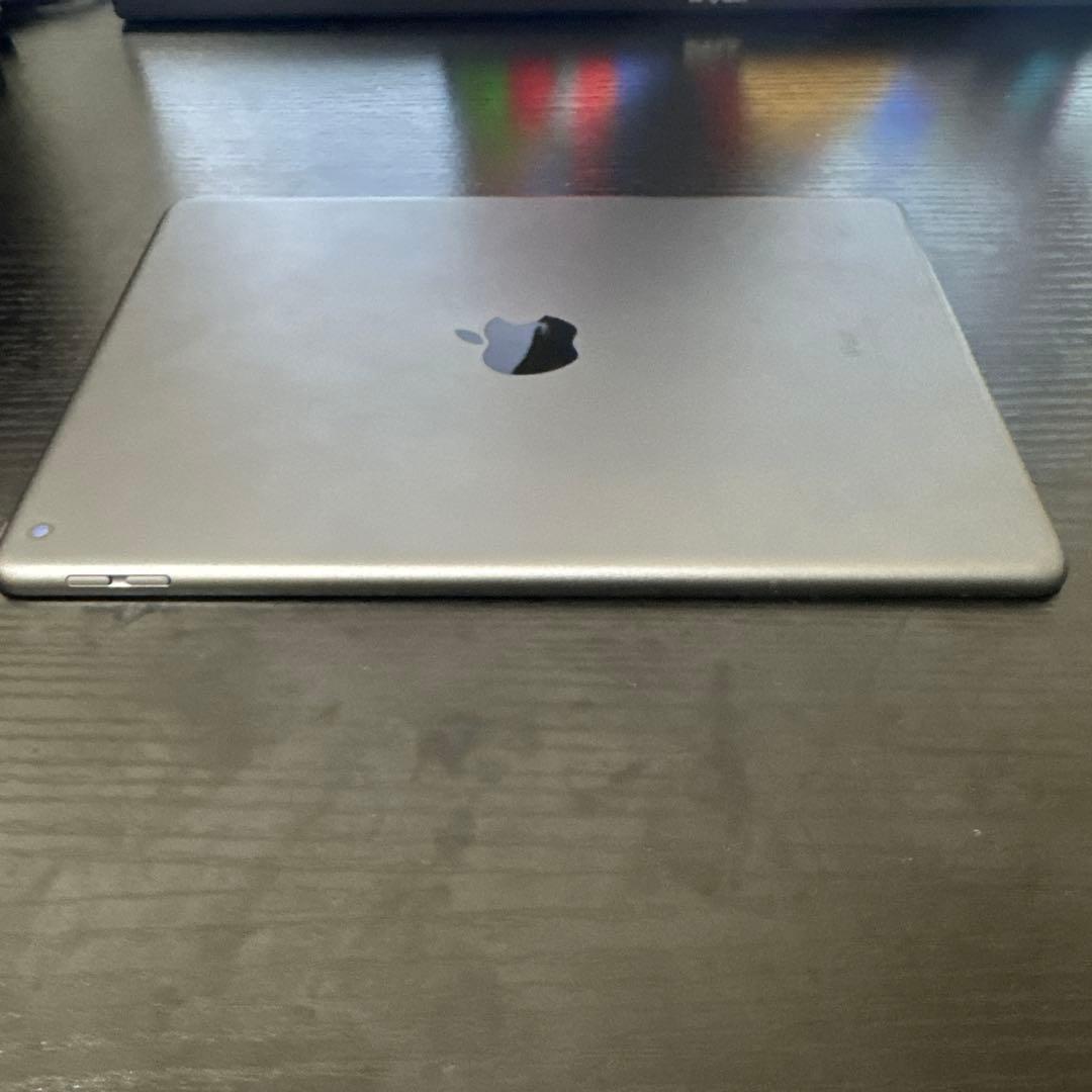 N*o様 Ipad 第8世代　グレー