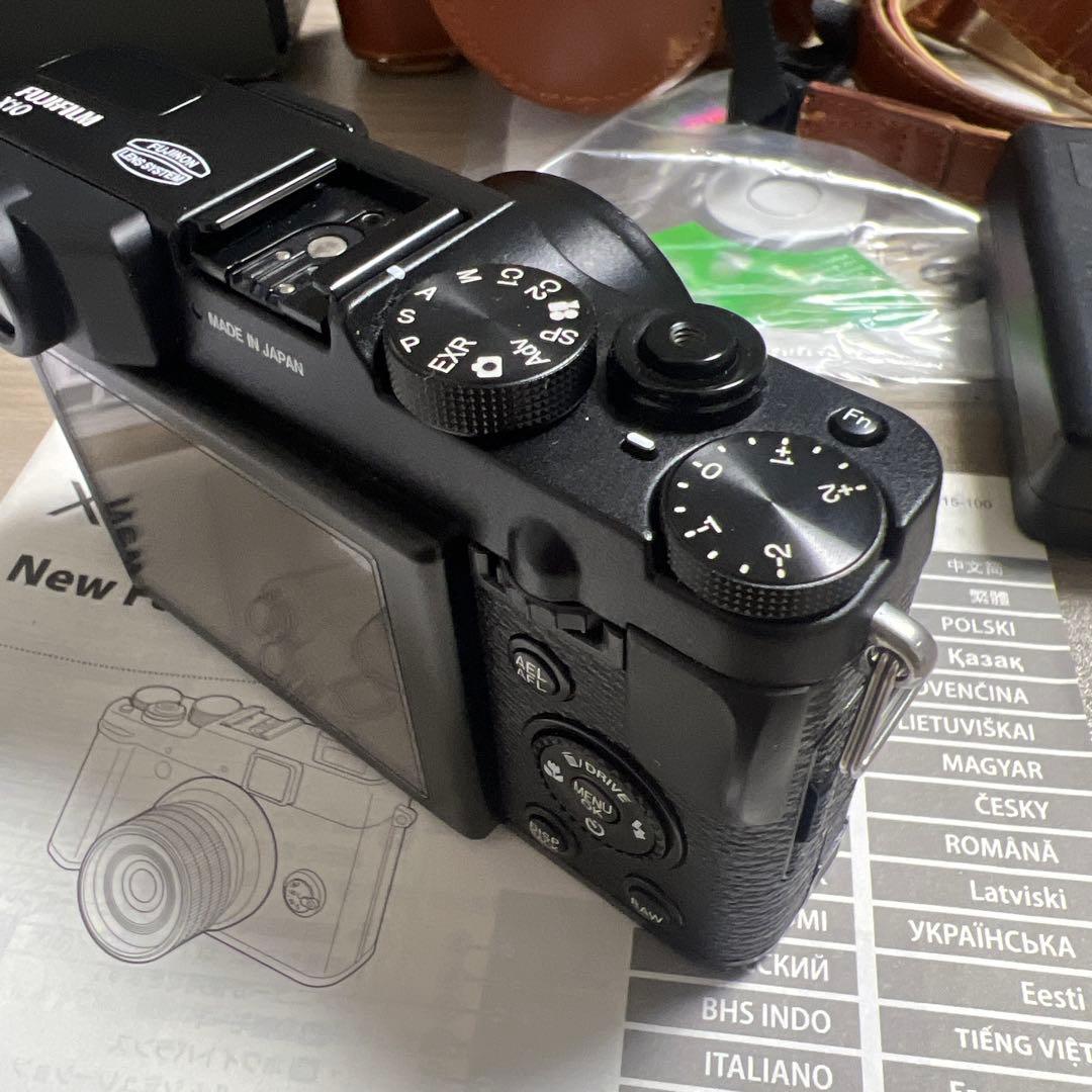 FUJIFILM X10 コンパクトデジタルカメラ