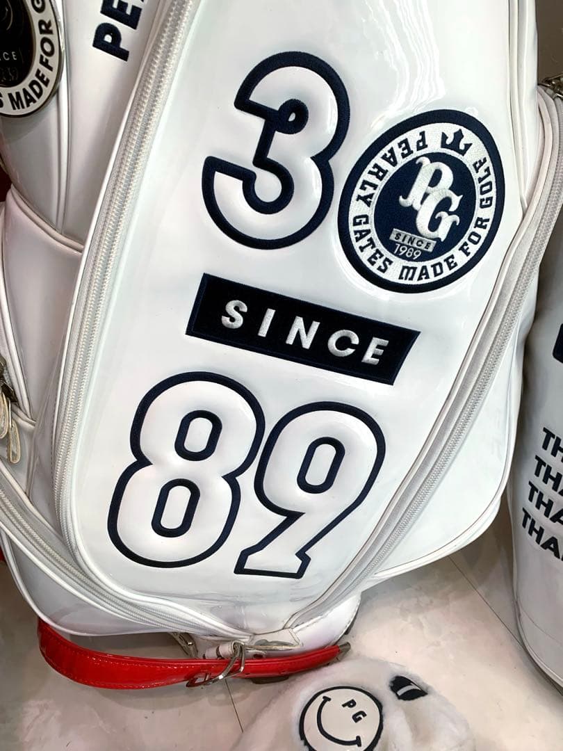 良品　正規品　パーリーゲイツ　キャディバッグ　ヘッドカバーセット　ユニセックス