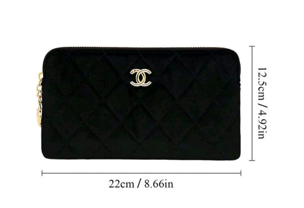 新品最安値！CHANEL ノベルティ メイクアップポーチ ベルベット 黒