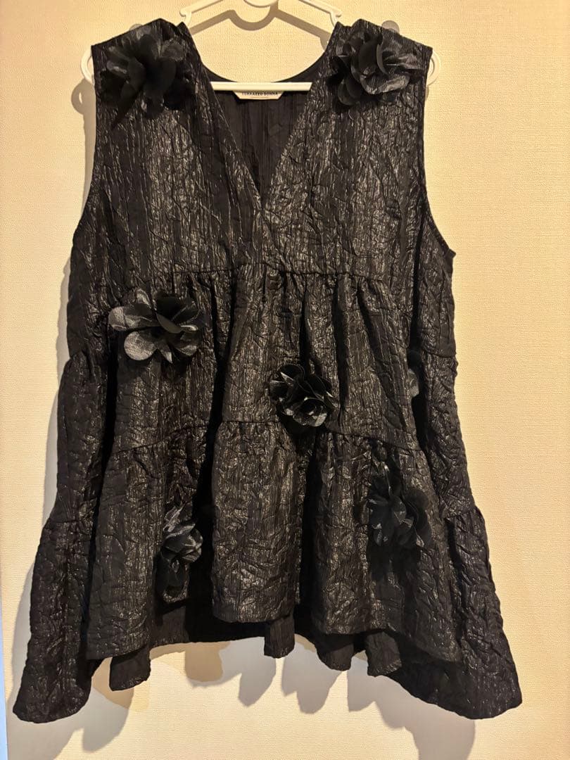 TORRAZZO DONNA ブラック ノースリーブチュニック　SHIPS