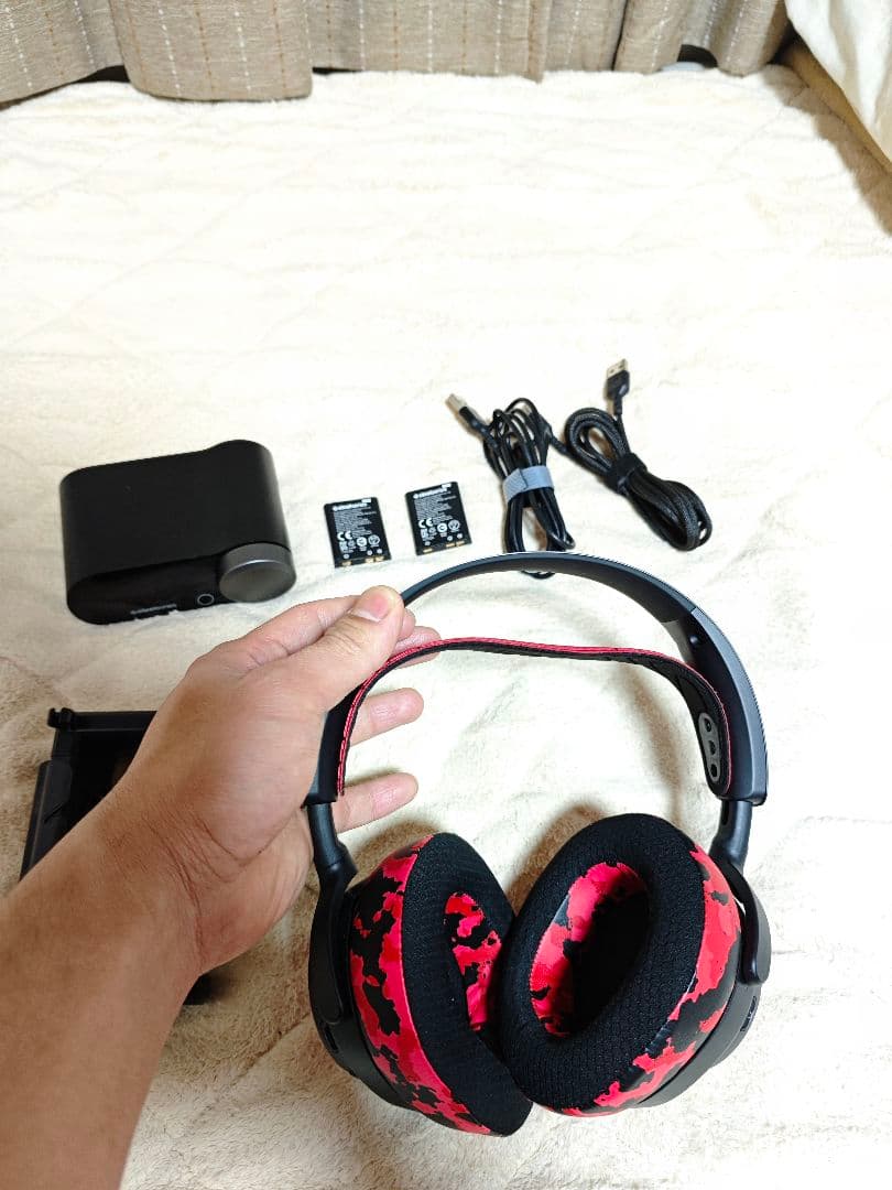 SteelSeries Nova Pro Wirelessゲーミングヘッドセット