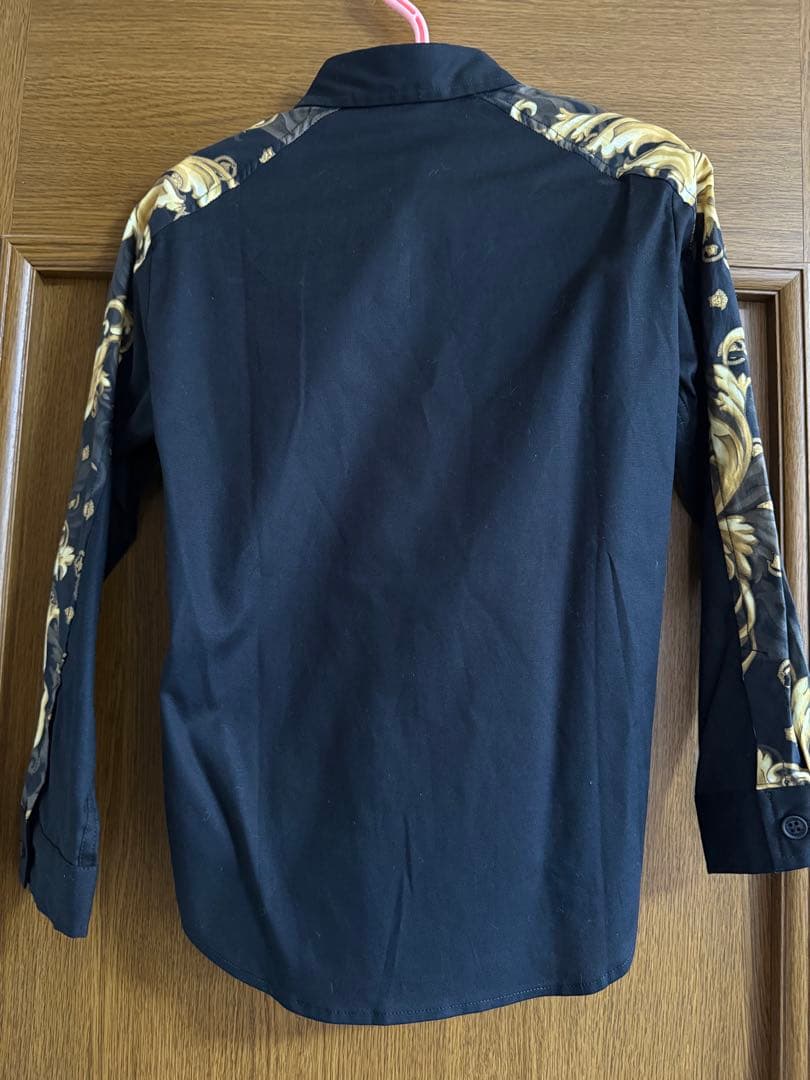 新品タグ付き ヴェルサーチ 長袖シャツ 5A