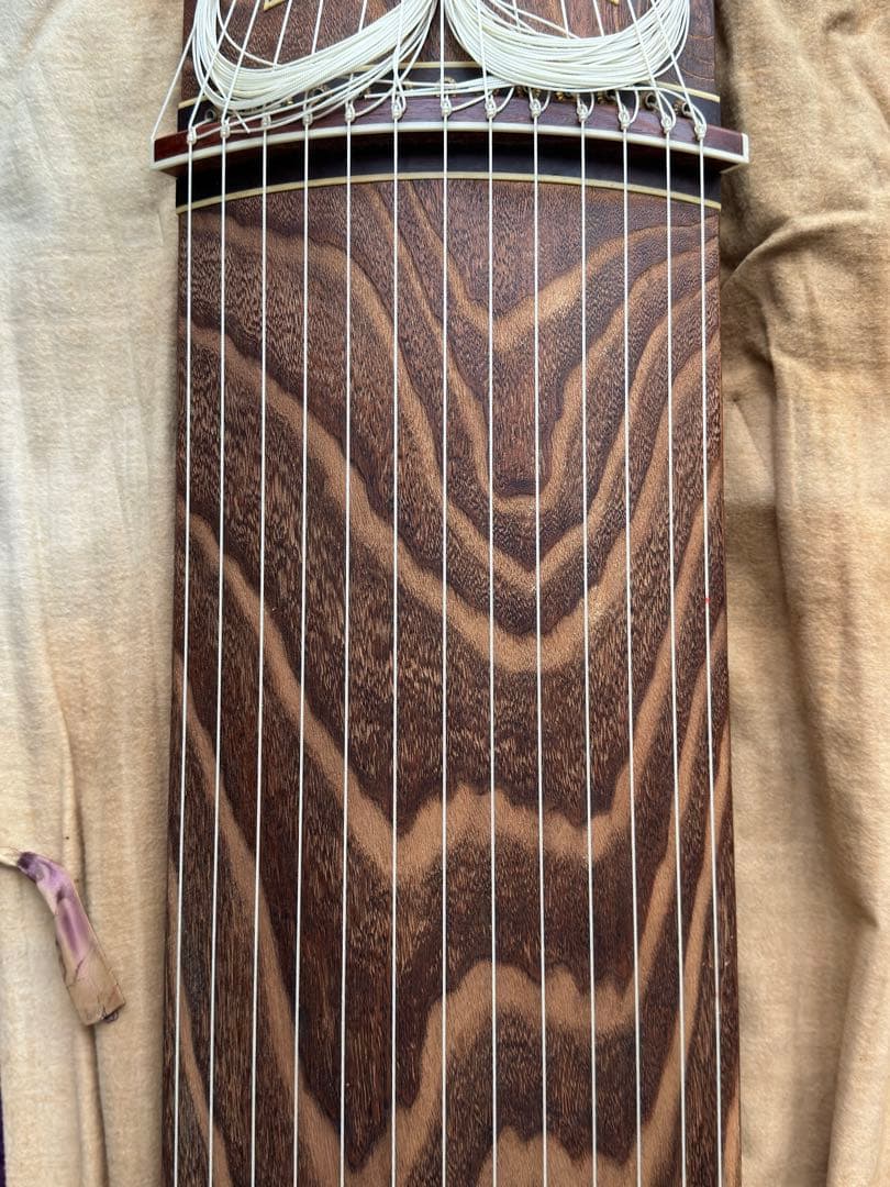 【K.】練習・初心者用お琴　13弦　並甲　すだれ彫り