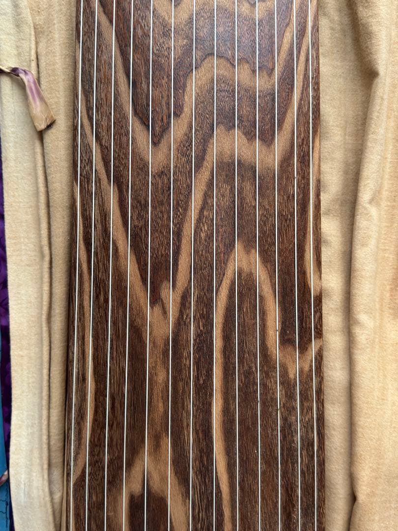 【K.】練習・初心者用お琴　13弦　並甲　すだれ彫り