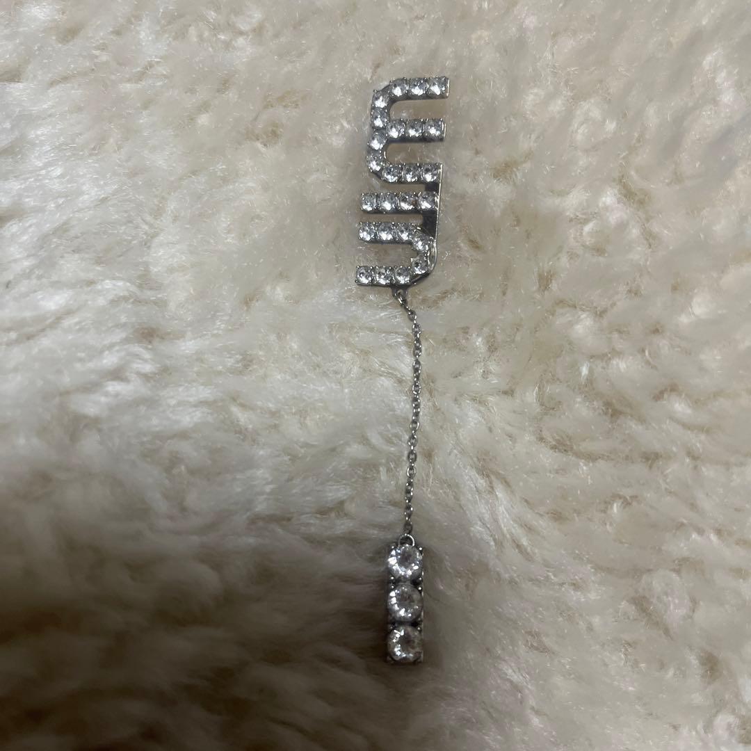 ミュウミュウピアス片耳