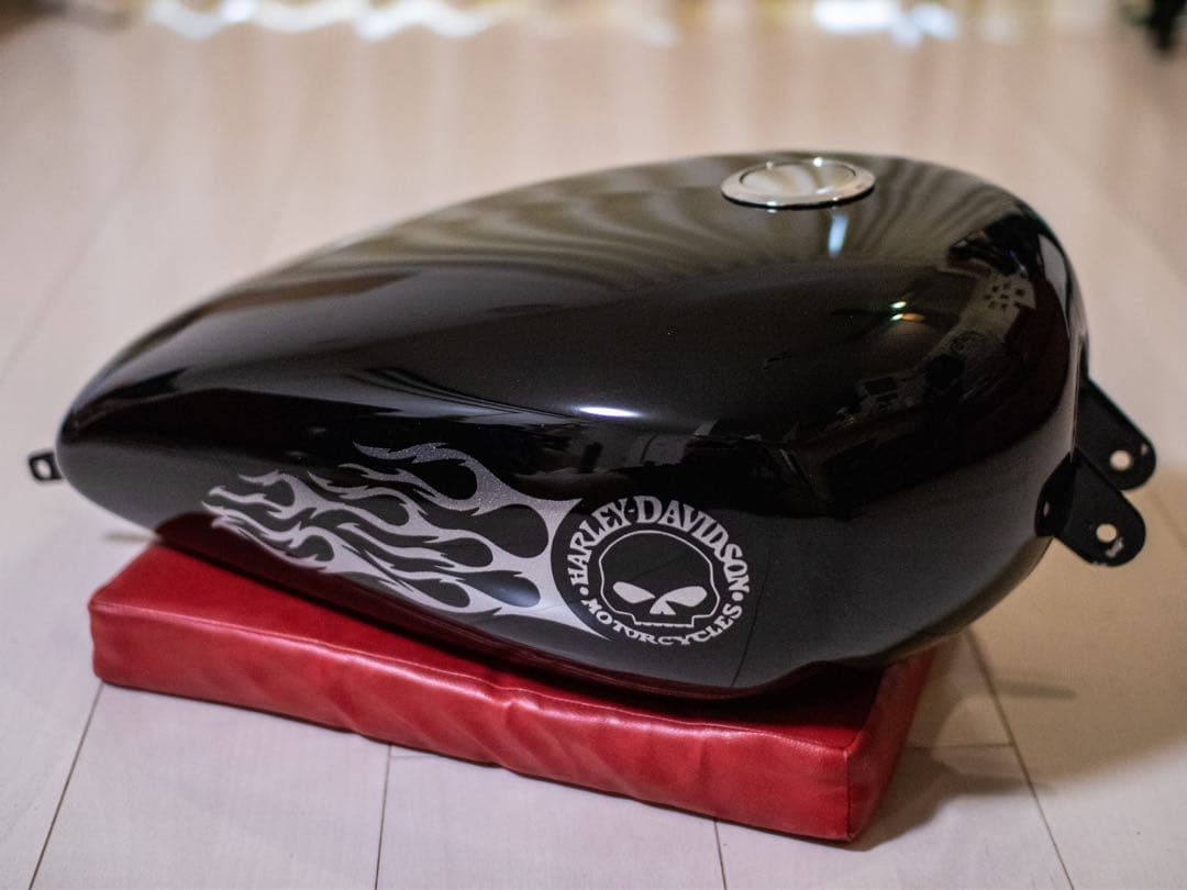 ハーレー　ダビッドソン　スポーツスター、インジェクション用タンク　タンクキャップ