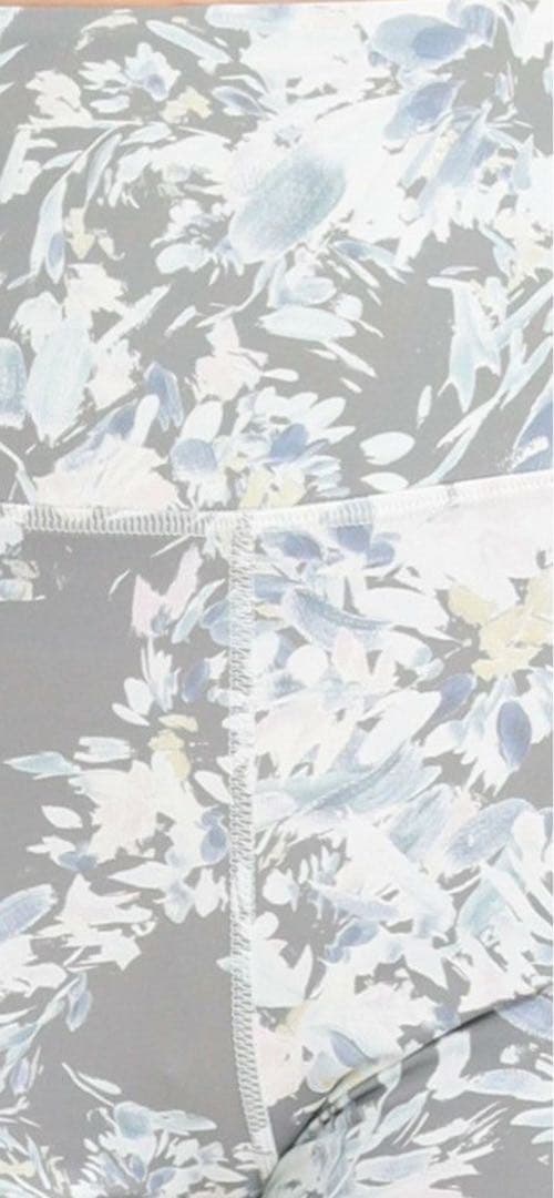 新品スリア・:*+.完売.:+ヴェロニカレギンス　M ヨガパンツ　ティラピス