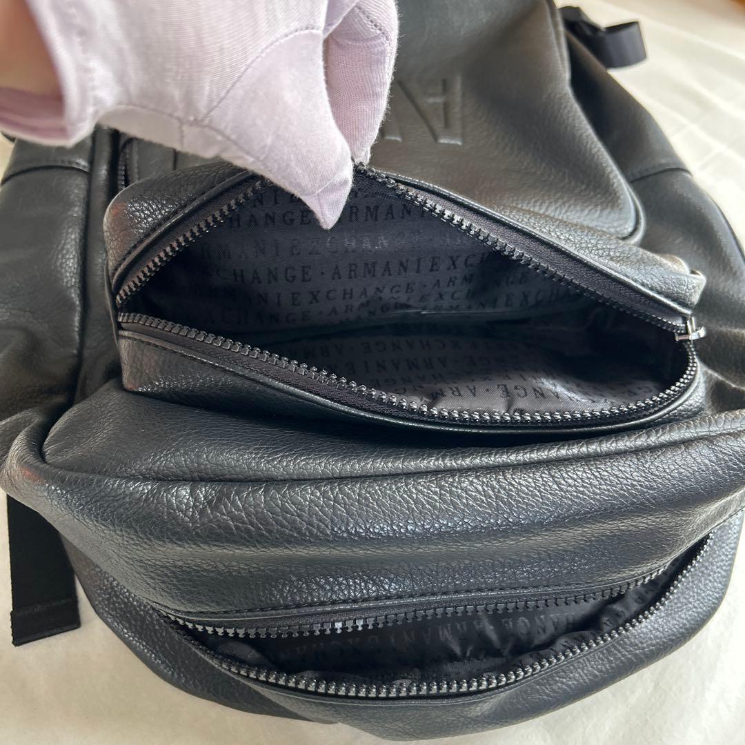アルマーニ エクスチェンジ リュック 革製 黒