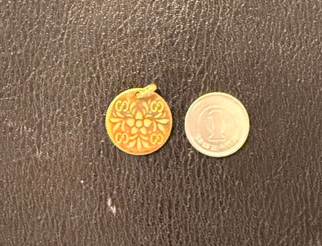 GUCCI 750ゴールド GGロゴ 花柄チャーム