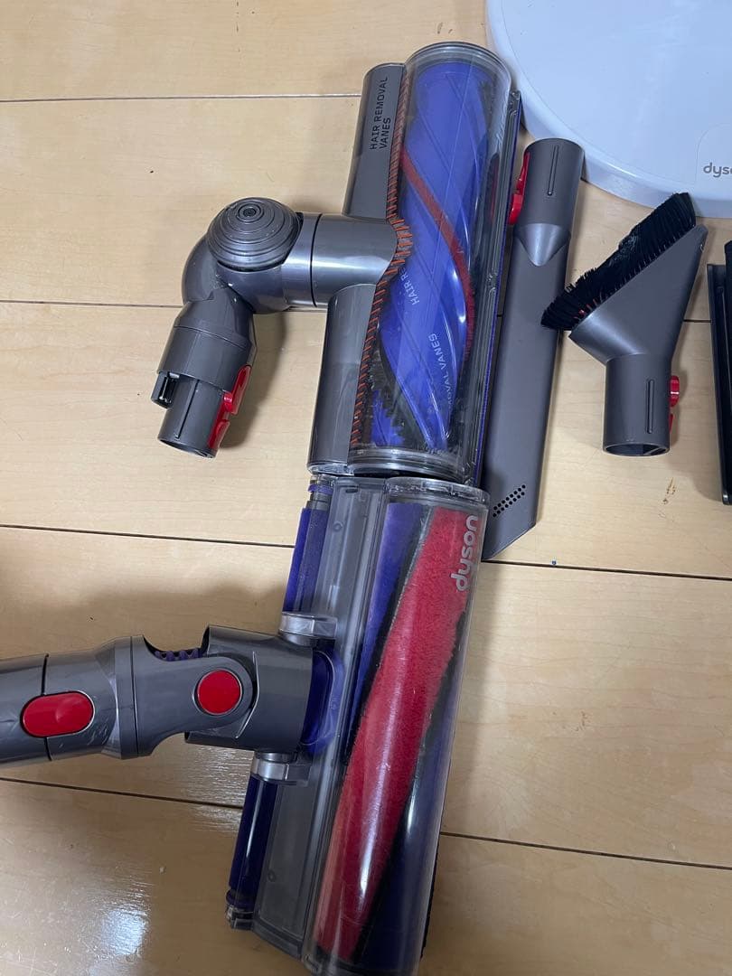 【美品】Dyson V11 Fluffy コードレス掃除機エコー６５分