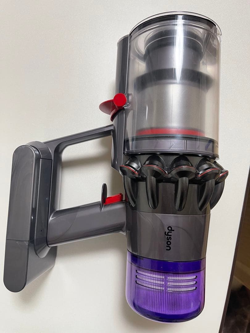 【美品】Dyson V11 Fluffy コードレス掃除機エコー６５分