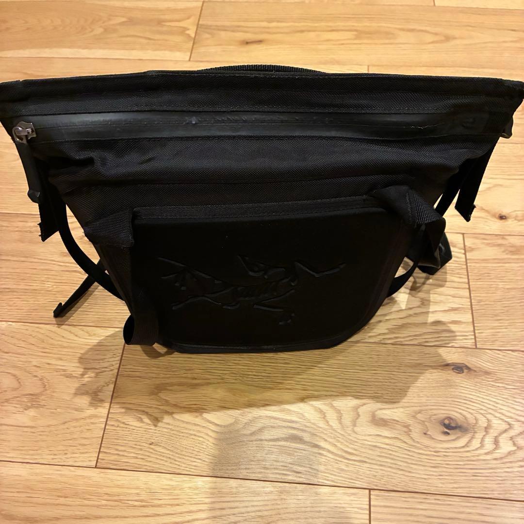 廃盤　アークテリクス アロー8 ブラック