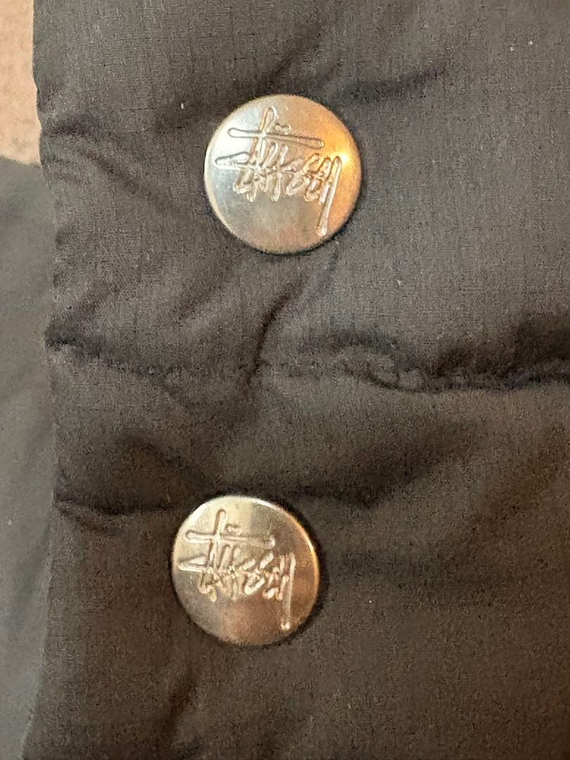 stussy ダウンジャケット　 ブラック　サイズＬ