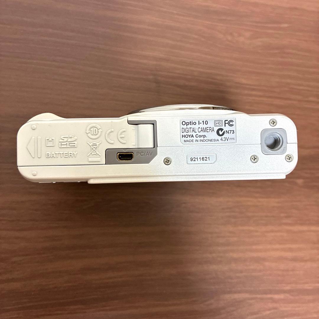 【ペンタックス】PENTAX I-10 コンパクトデジタルカメラ レトロ 白