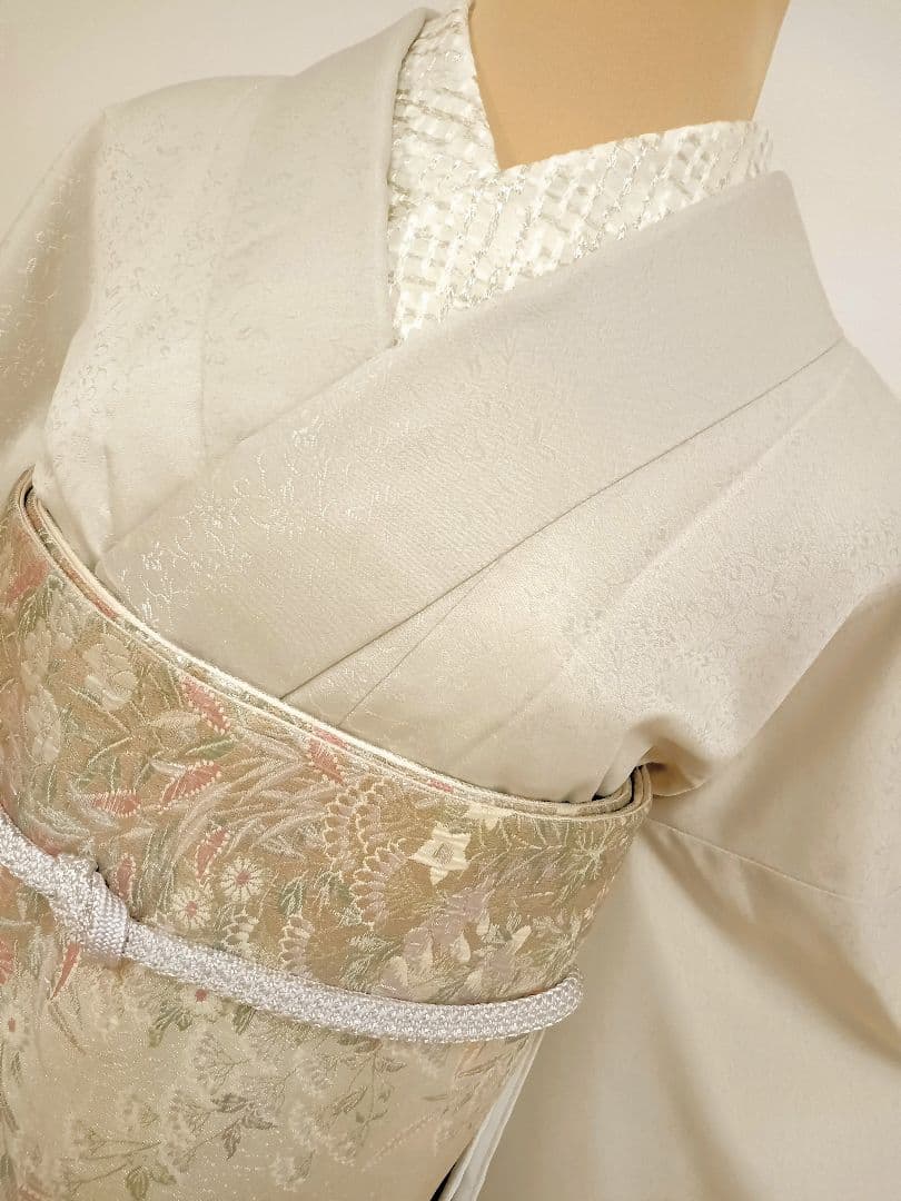 洗える色無地　花唐草地紋　ジャガード織　袷Ｍサイズ