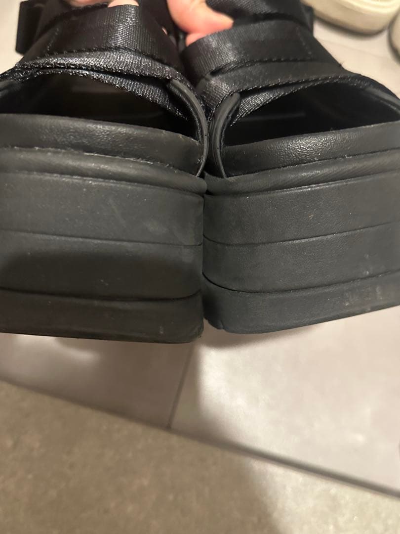 UGG GOLDENROSE 23センチ