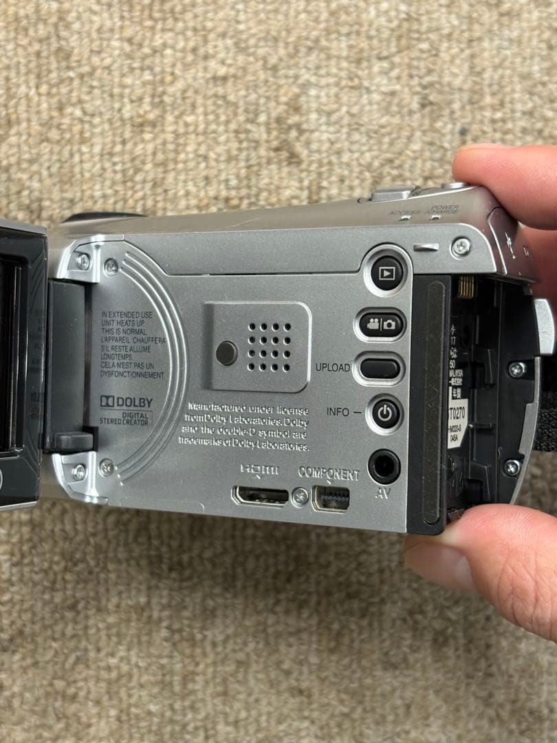 【極美品】JVC Everio GZ-HM320-S コンパクトビデオカメラ