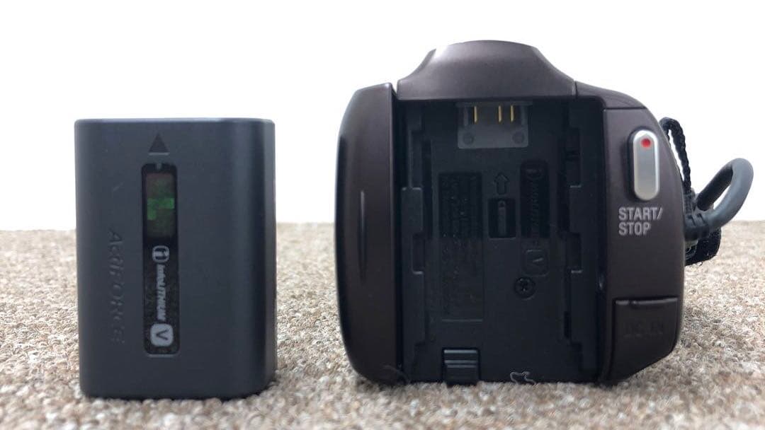 【ジャンク品】 ソニー ビデオカメラ HDR-CX480 液晶変色あり 動作OK