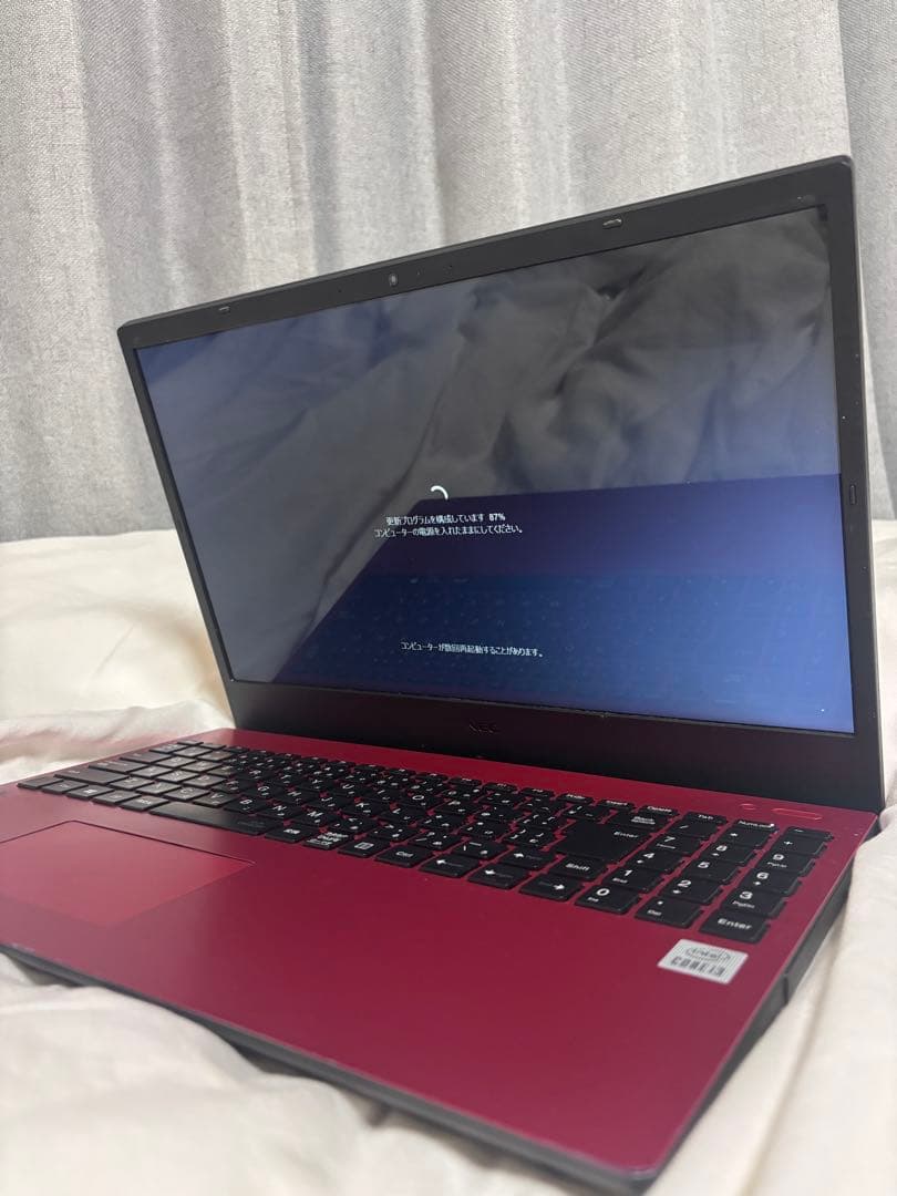 LAVIE Intel Core i3 レッドノートPC