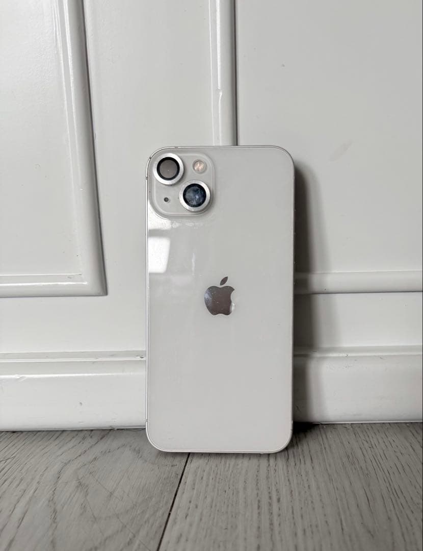 iPhone 13 スターライト 256GB SIMフリー 動作良好 即発送