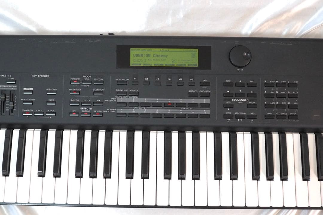 Roland XP-80 シンセサイザー 76鍵盤 ローランド キーボード