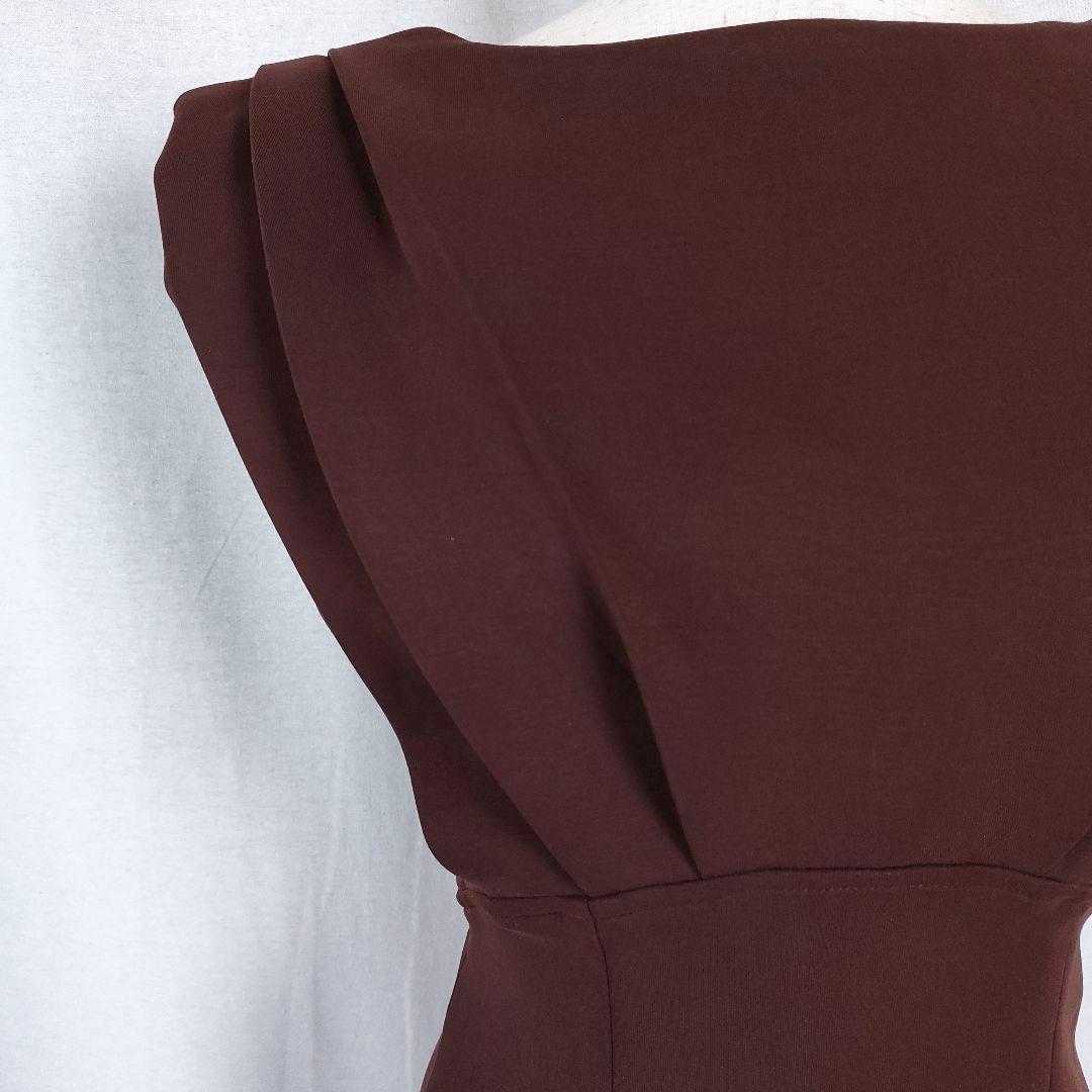 タグ付き 直近モデル フォルムタックナローワンピース anuans