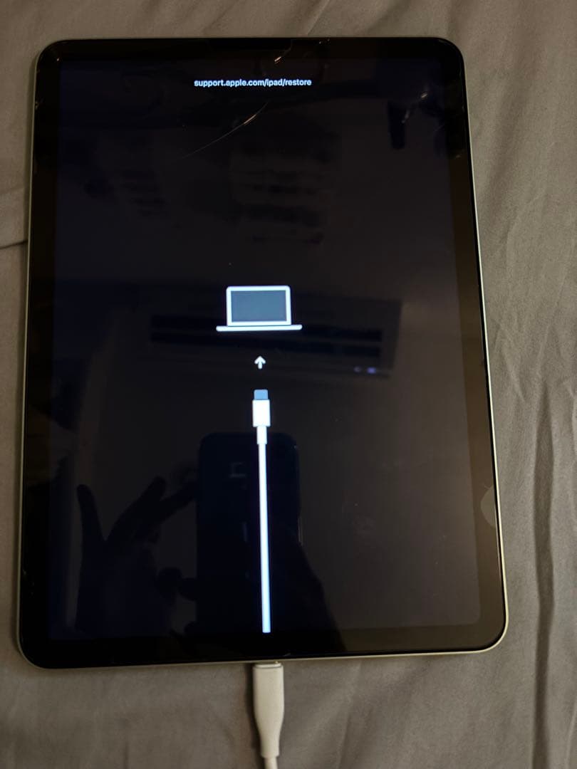 S*m様 iPad Air 第四世代　ジャンク品