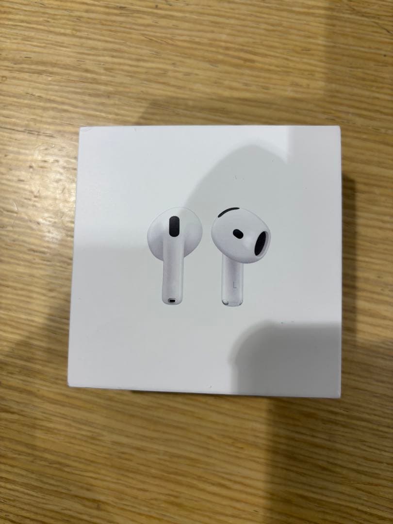 【新品・未開封】Apple AirPods 【第4世代】　正規品