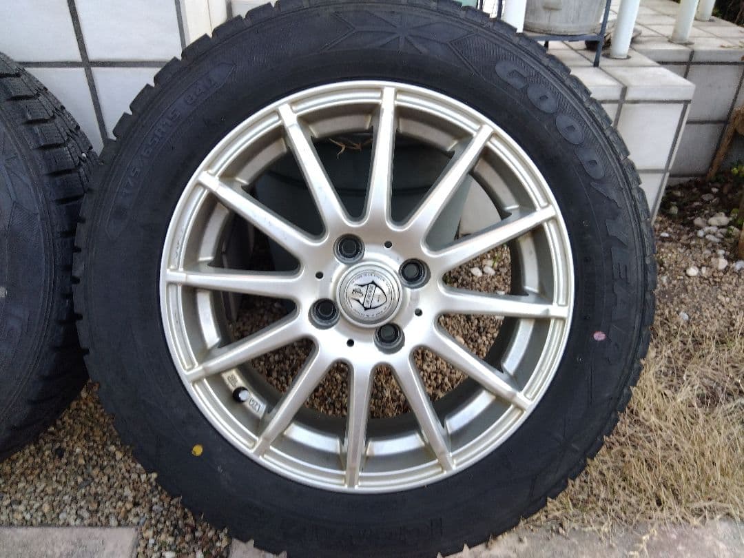 175/65/15 スタッドレス・ホイール グッドイヤー ICENAVI6