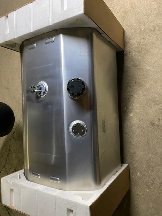 ちゃみ ★専用 燃料タンク　newguppo アルミ燃料タンク