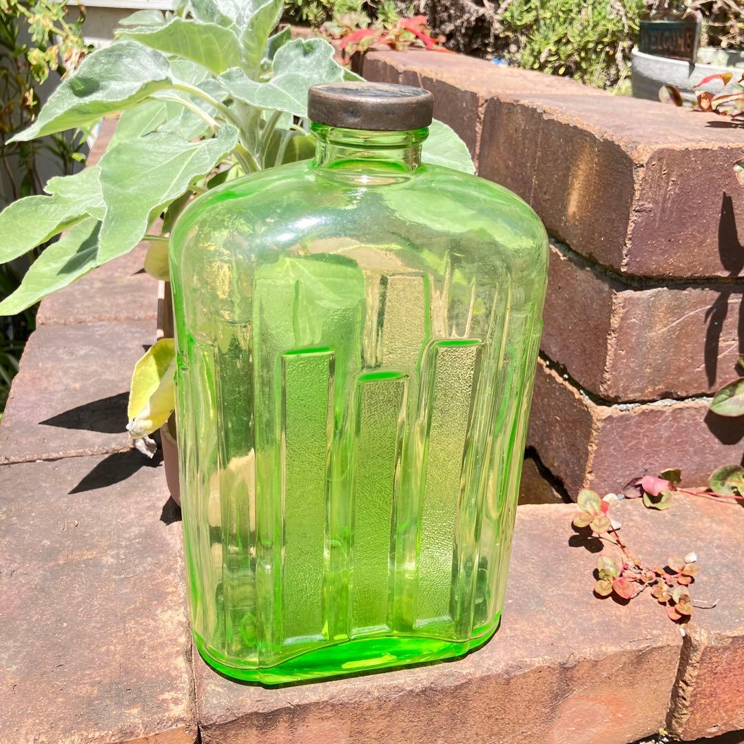 ウランガラス　2L ウォーターボトル　ディプレッショングラス　大正浪漫　アメリカ