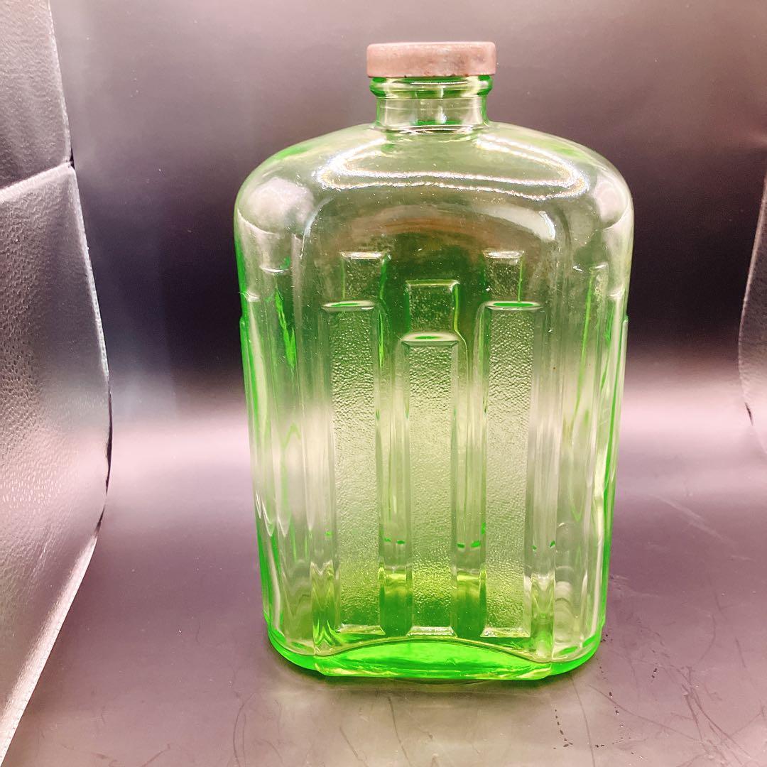 ウランガラス　2L ウォーターボトル　ディプレッショングラス　大正浪漫　アメリカ