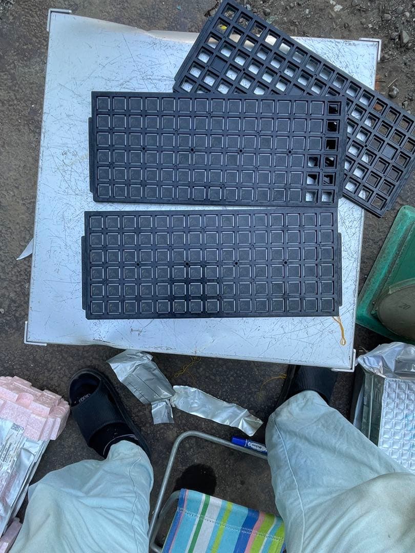 K49。電子部品IC TK7N8569(440個) 新品同様。未使用.