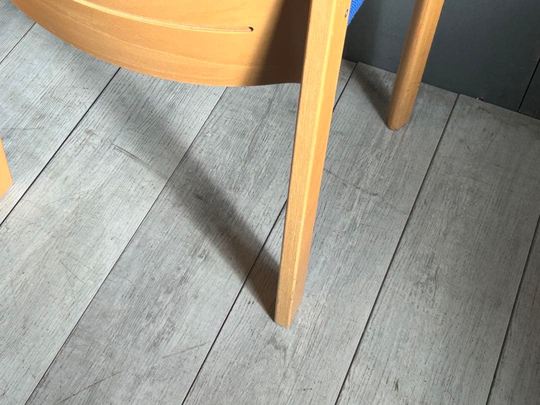 ① マグヌスオルセン　デンマーク　MAGNUS OLESEN アームチェア　GG